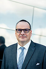 Dipl.-Ing. Jens-Peter Lux - Gesamtleitung